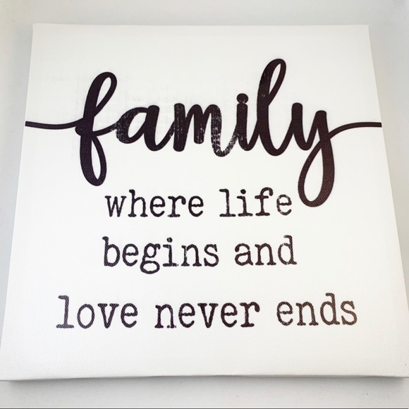 Other - FAMILY CANVAS ART 🆕